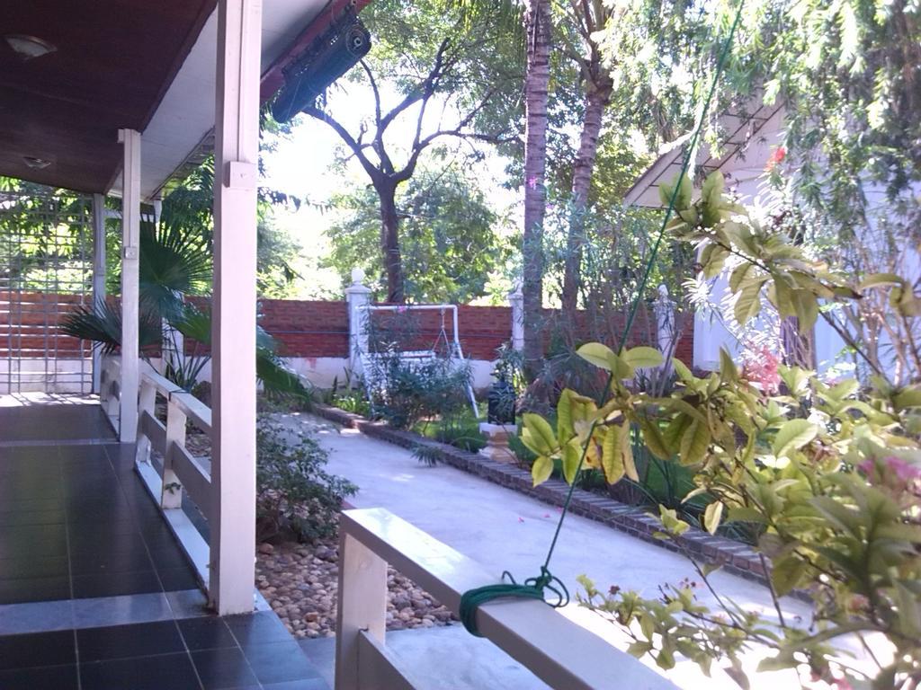 Lawkanat Hotel Bagan Exterior photo