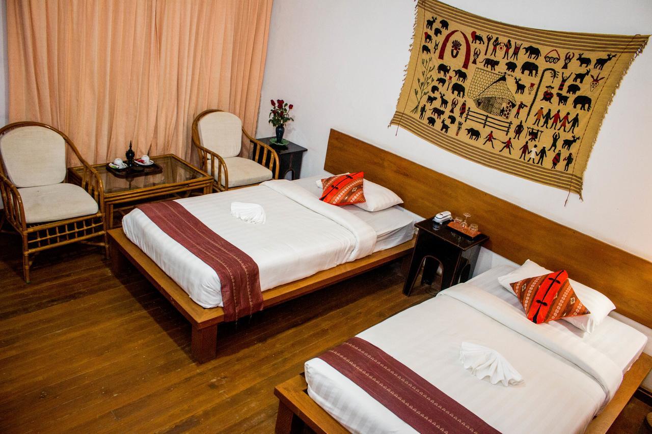 Lawkanat Hotel Bagan Exterior photo